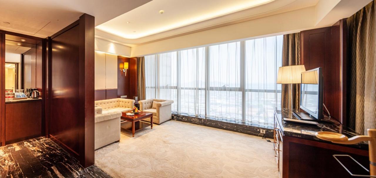 Wyndham Grand Plaza Royale Changsheng Jiangyin Dış mekan fotoğraf